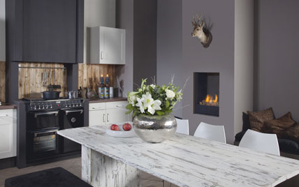 Helle Freude am Kamin Emissionsarme Flüssiggas-Kamine für die neue Lust