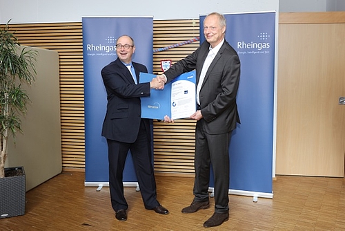 Übergabe Zertifikat „Geprüfte Service- und Montagequalität“ an Rheingas